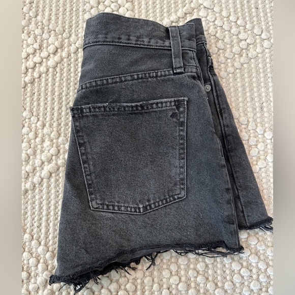 Madewell black denim frayed shorts - Picture 2 of 4
